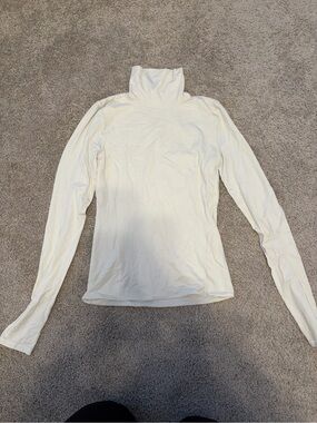 Lululemon Women's Cream Turtleneck Long-Sleeve Top